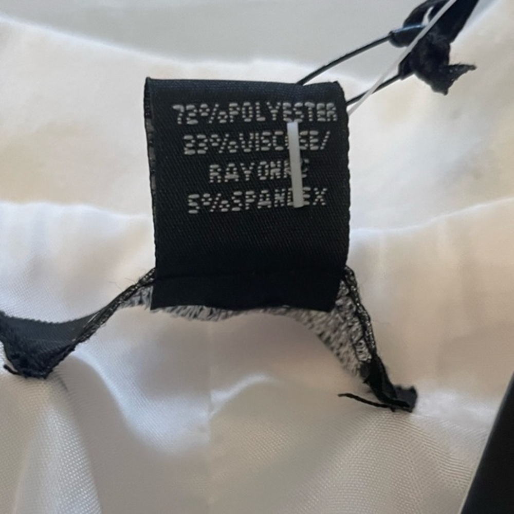 New White Fitted Blazer - Picture 9 of 11